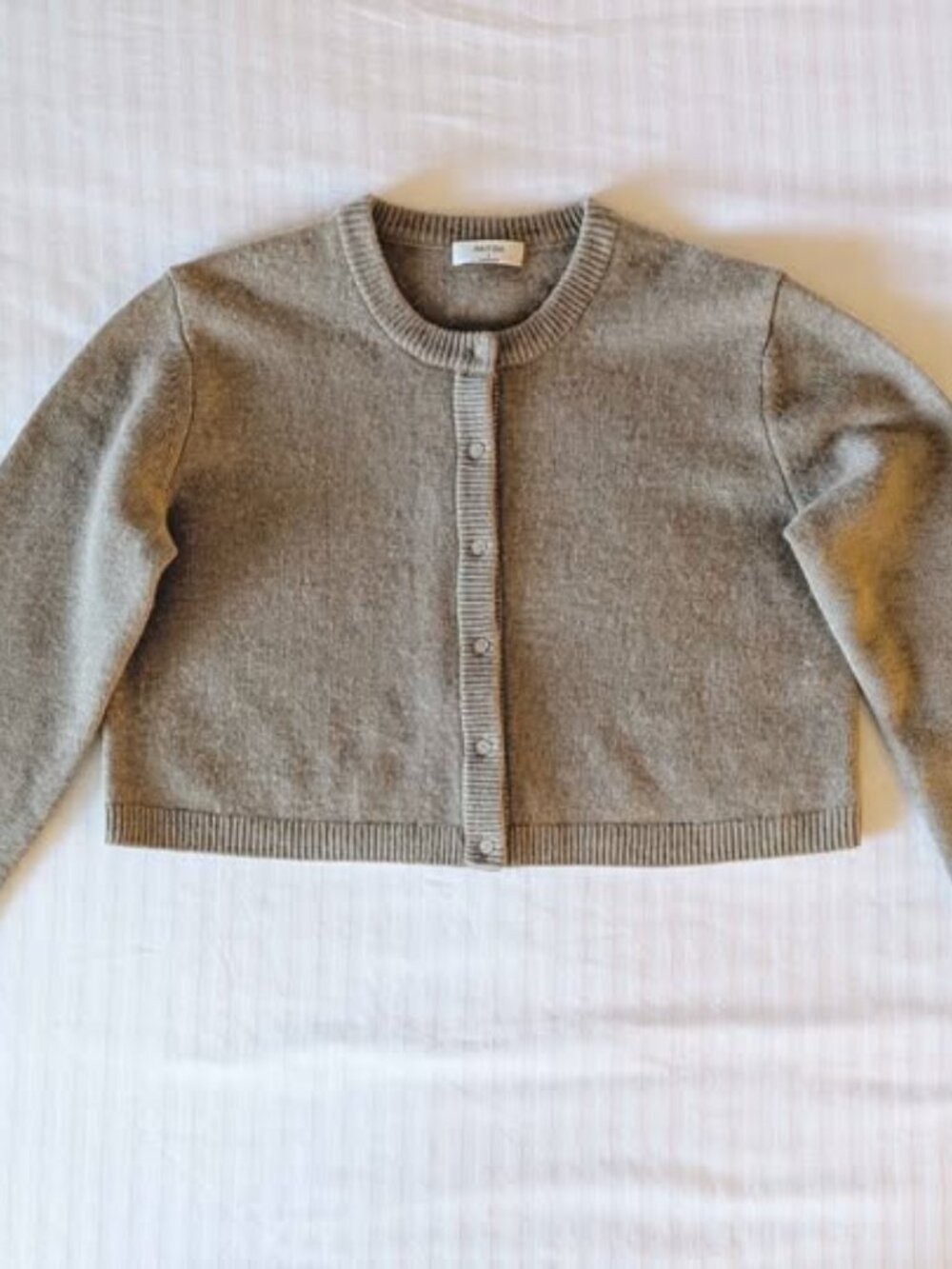 Aritzia Cashmere Relaxed Crew Cardigan (Size S) - Picture 4 of 4